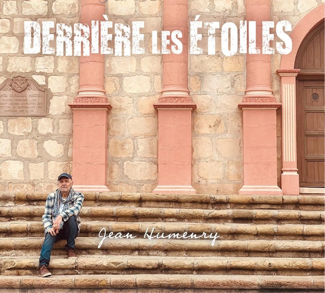 DERRIÈRE LES ÉTOILES